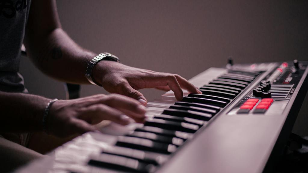Open Call – Pop&nbsp;Keyboardist